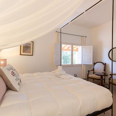 Villa Mestral อัลกูเดีย ภายนอก รูปภาพ