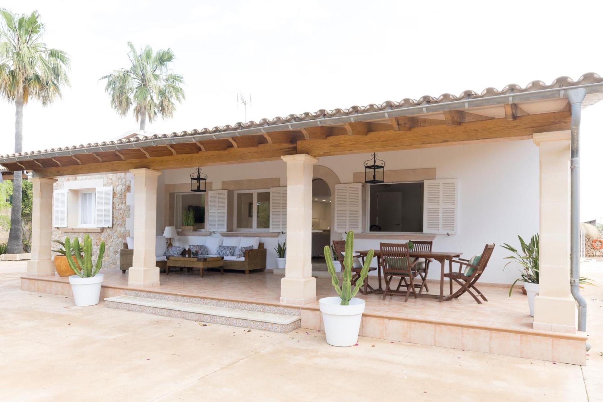 Villa Mestral อัลกูเดีย ภายนอก รูปภาพ