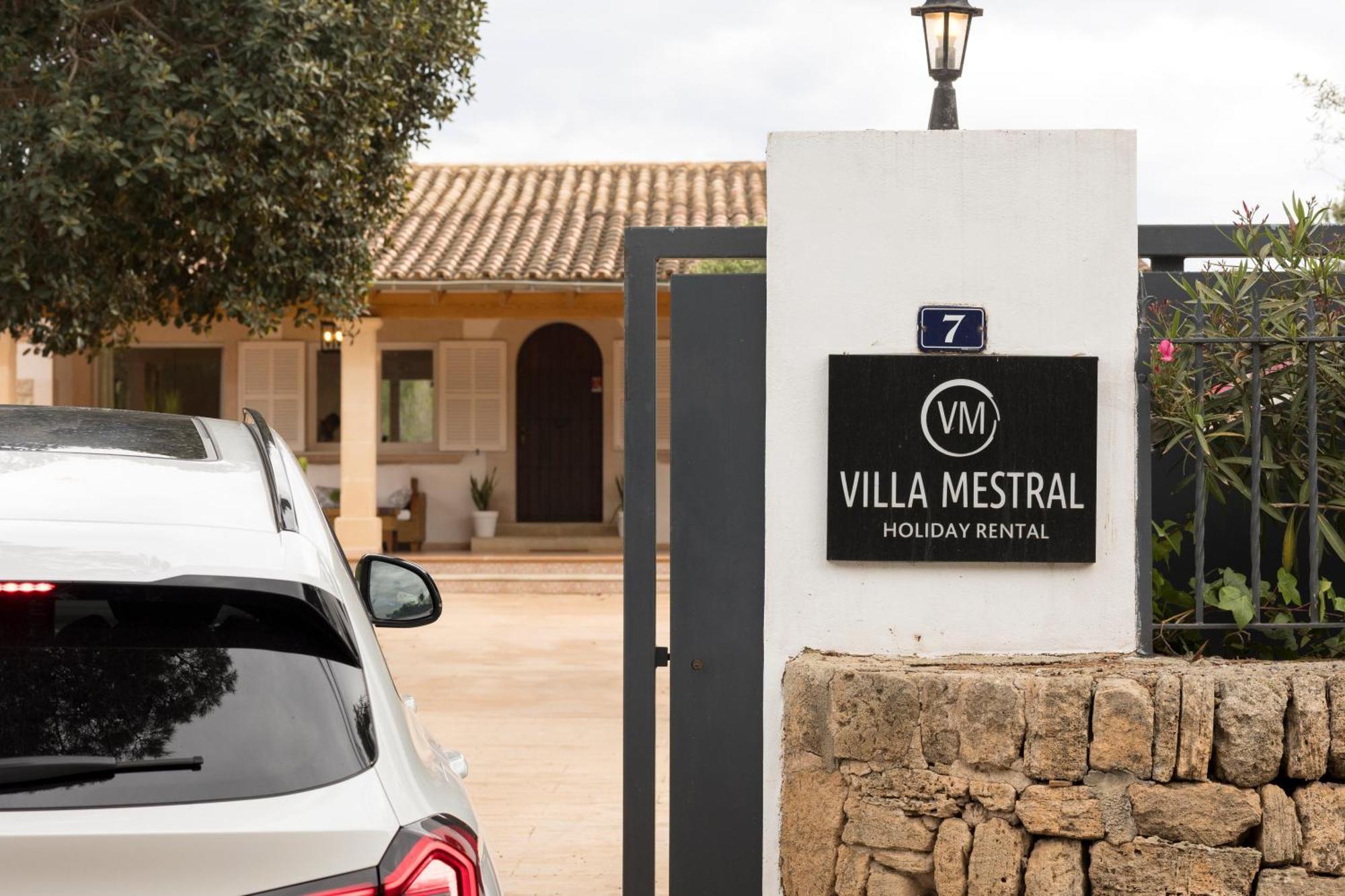 Villa Mestral อัลกูเดีย ภายนอก รูปภาพ
