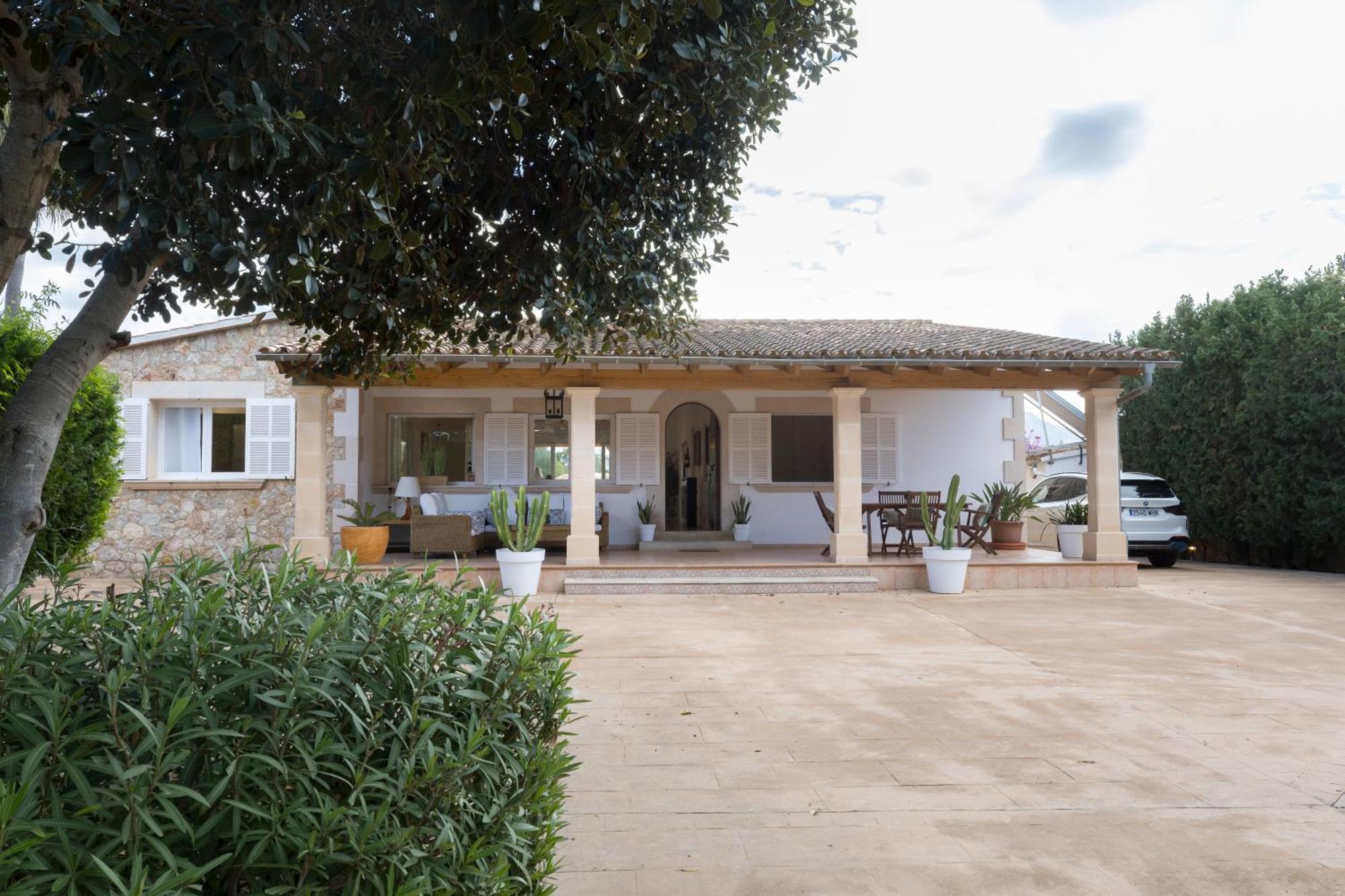 Villa Mestral อัลกูเดีย ภายนอก รูปภาพ