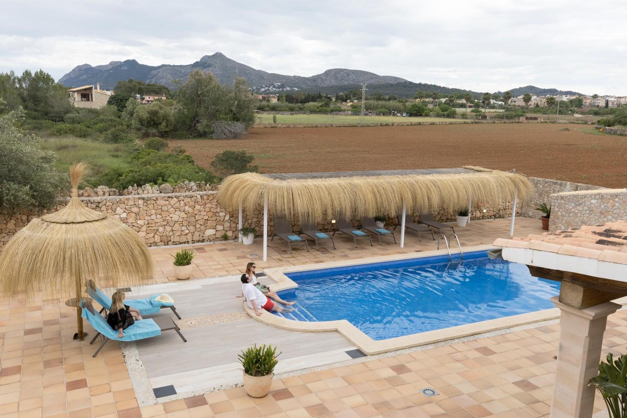 Villa Mestral อัลกูเดีย ภายนอก รูปภาพ
